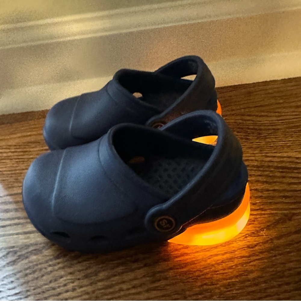 Light up stride rite crocs